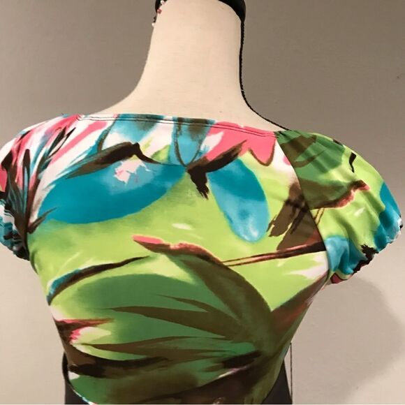 Short sleeve floral dress with belt - Picture 7 of 13